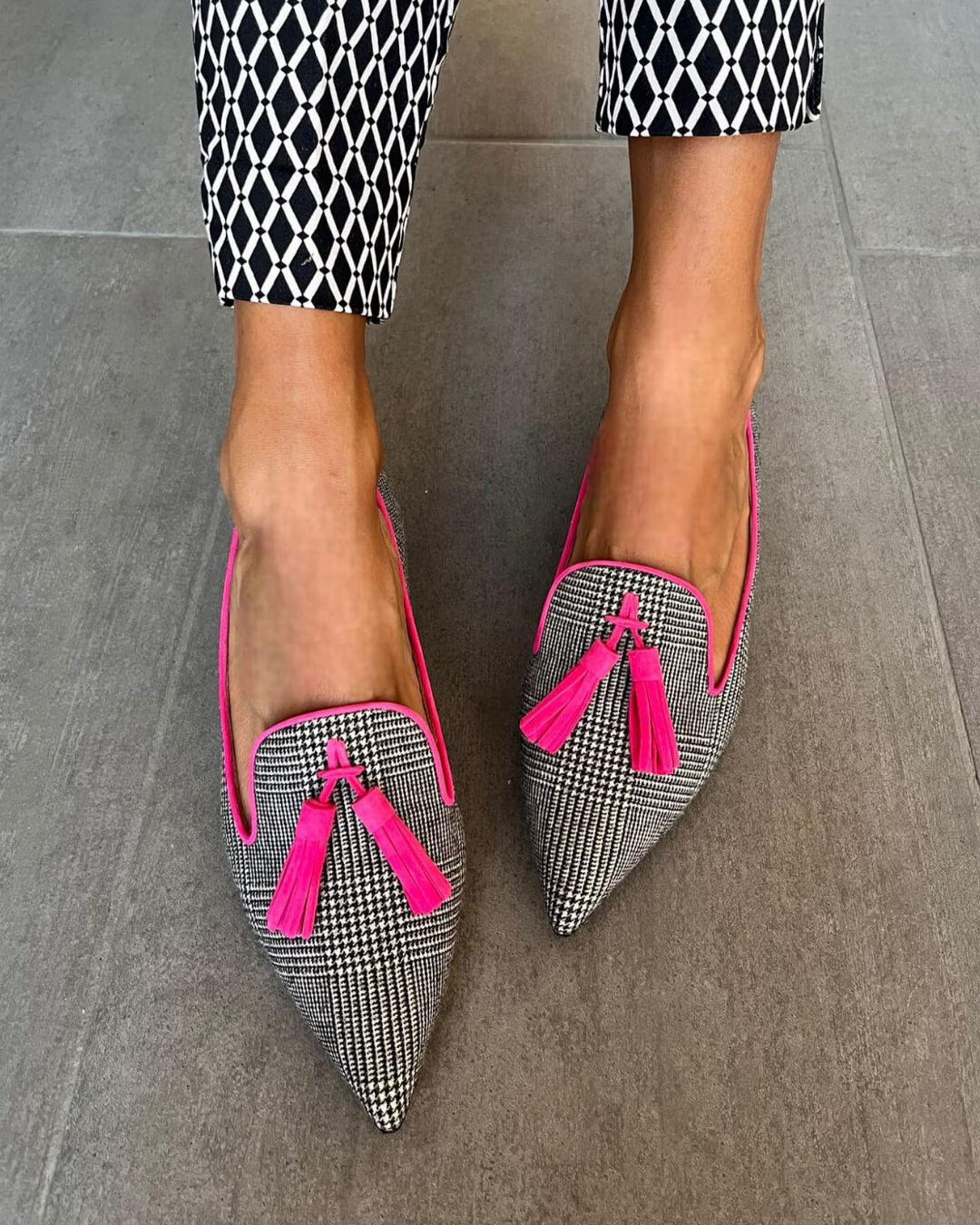 Saylor™ | Fluo Fringe Loafers